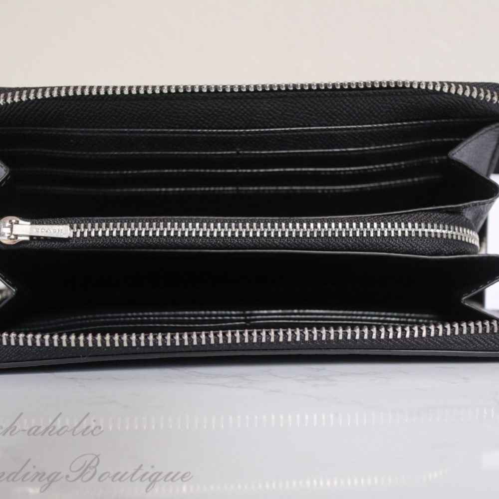 NWT Coach Leather Accordion Zip Wallet/Wristlet - Picture 6 of 8